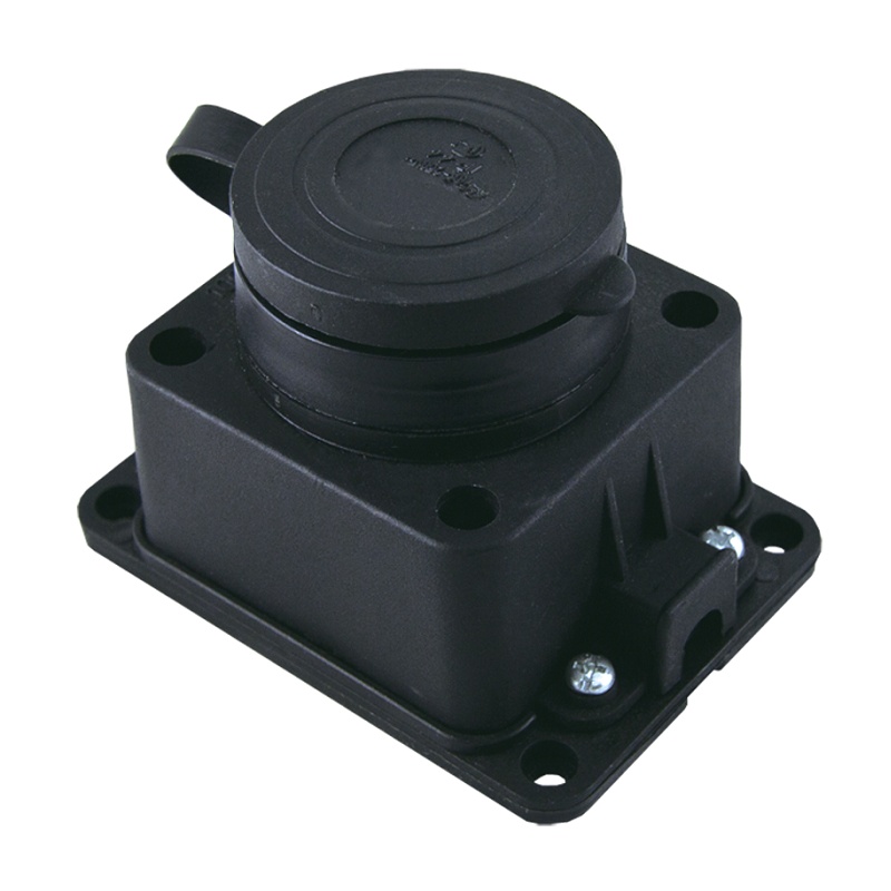 Розетка наружной установки 4-местная с заглушками 2Р+РЕ 1х16А 220-240V (каучук) Lezard 106-0400-0107