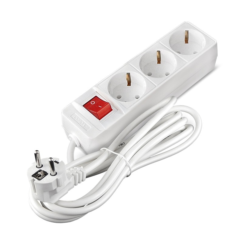 Удлинитель Универсал S-303 3 гнезда 3 метра с заземляющими контактами с выключателем ПВС 3х1 9631986