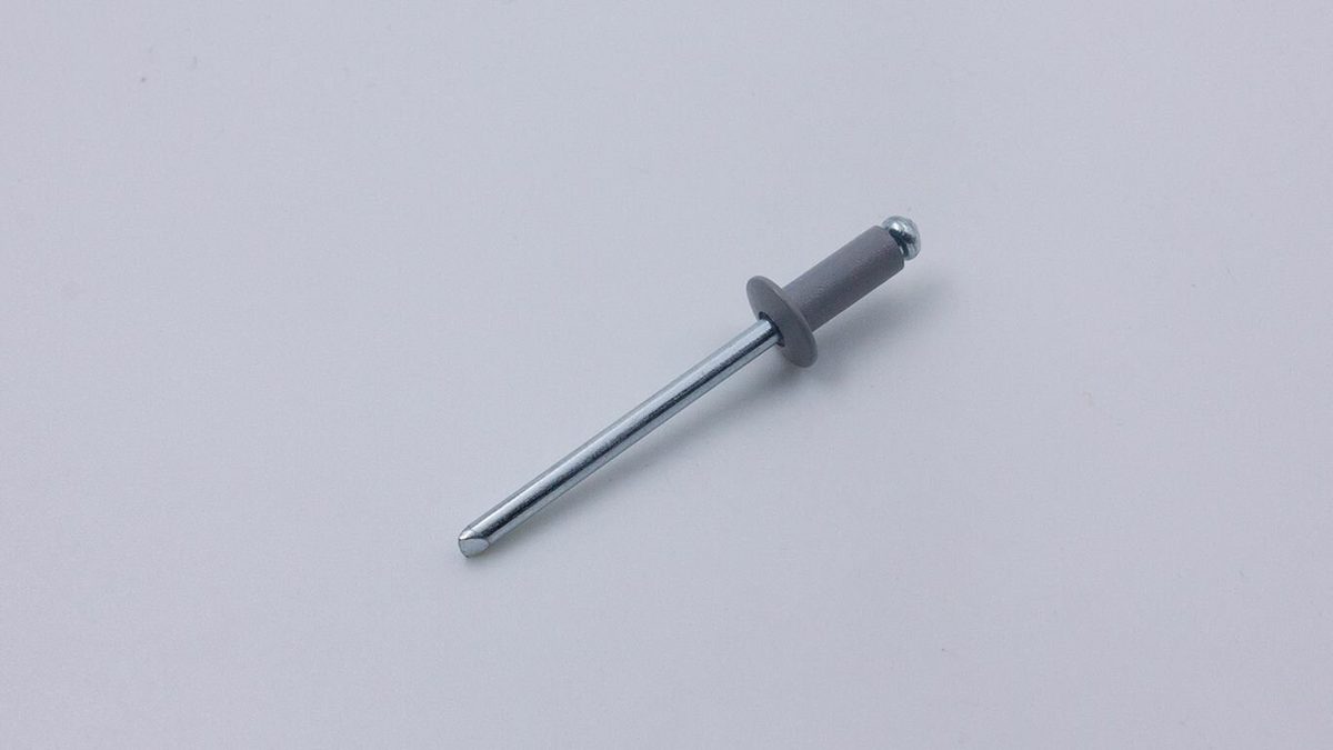 Заклепка 3,2*8 вытяжная RAL 7004 (серый)