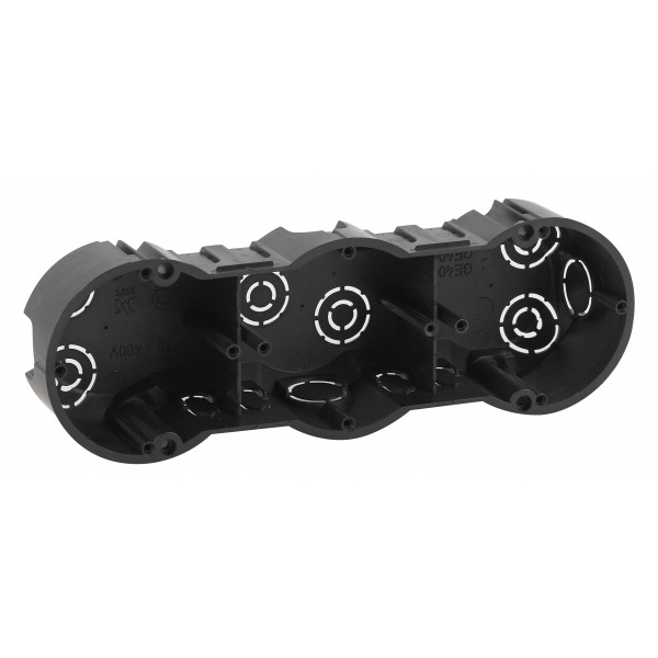 Рамка 3-местная горизонтальная IP20 скрытая установка