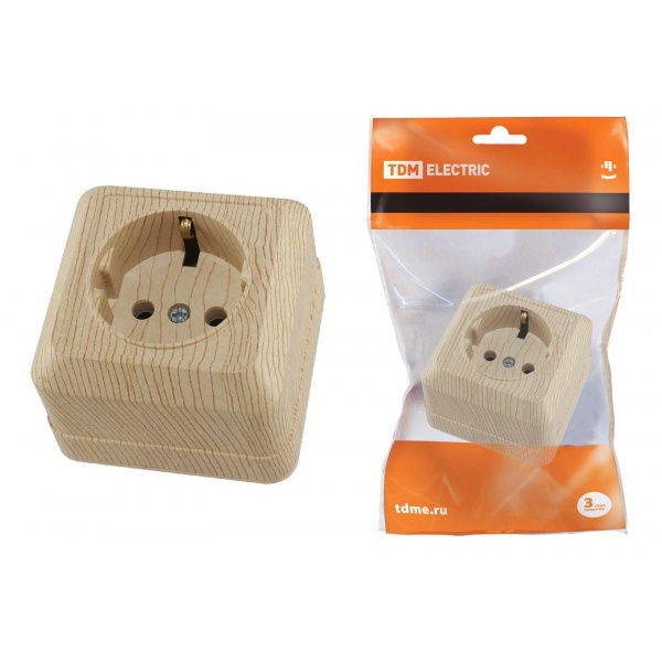 TDM Ладога Сосна Розетка 1-мест. 2П+З открытая установка 16А IP20 SQ1801-0050