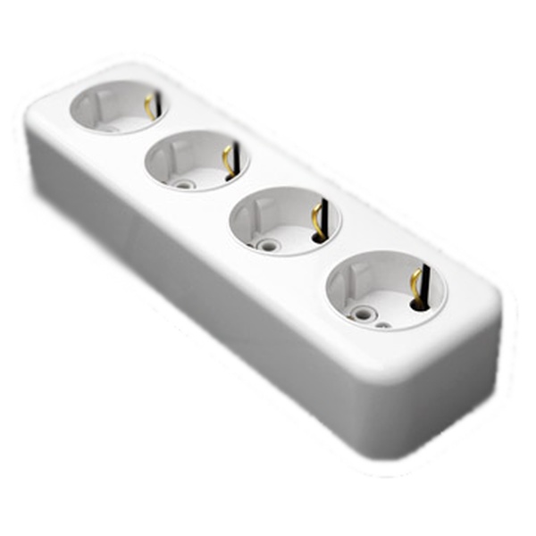 Розетка 4-местная с заземляющими контактами UNIVersal ОЛИМП СОСНА