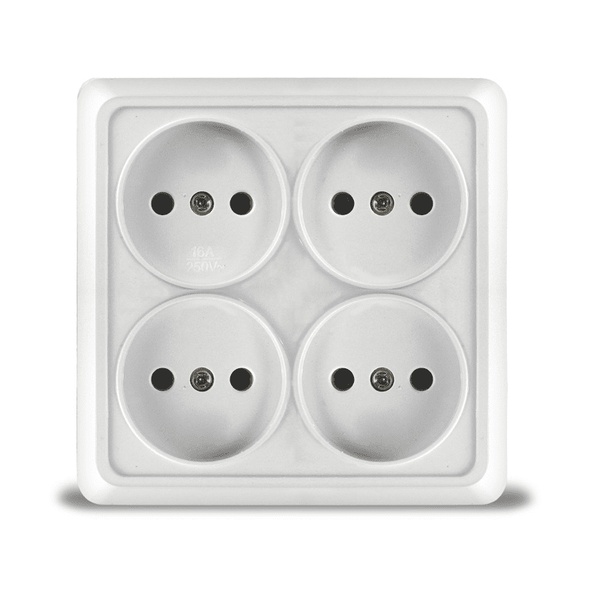 Розетка 4местн. б/з  Квадрат UNIVersal ОЛИМП БЕЛЫЙ 16А 220В 1164