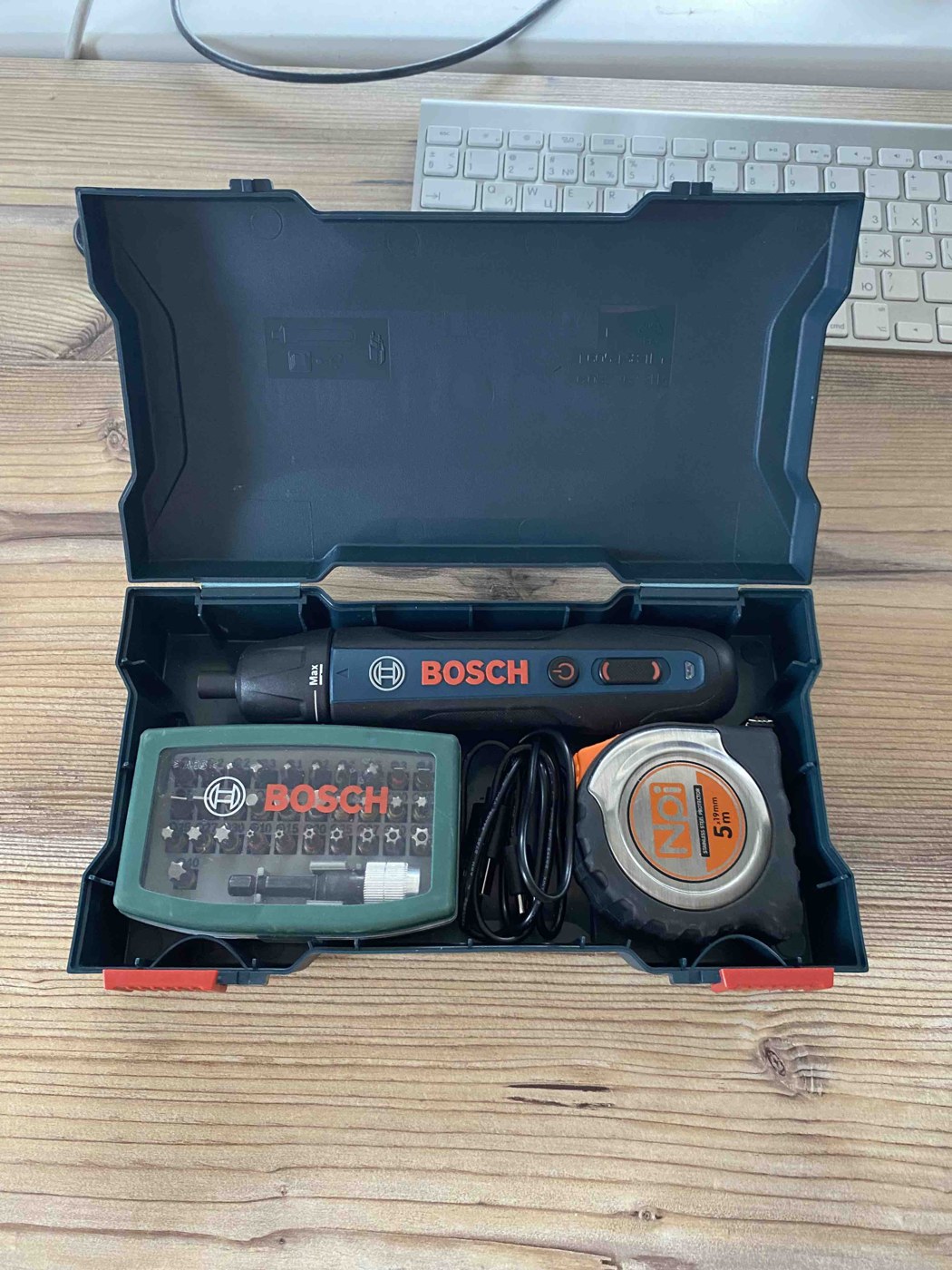 Отвертка BOSCH GO  аккумуляторная ПОДАРОК