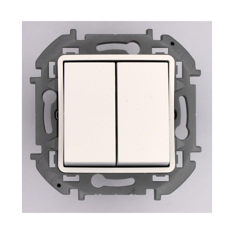 Выключатель двухклавишный Legrand INSPIRIA белый IP20