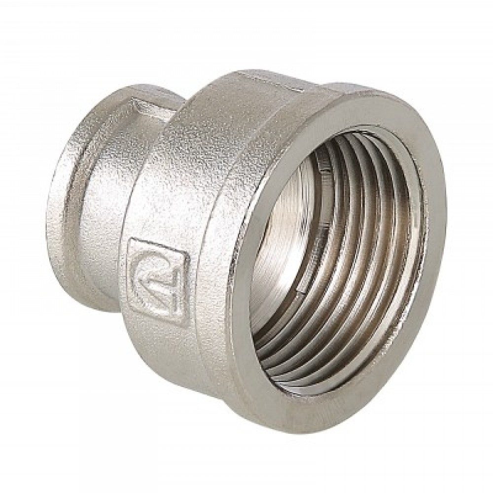 Муфта переходная 1 1/2"×1 1/4" вн. резьба